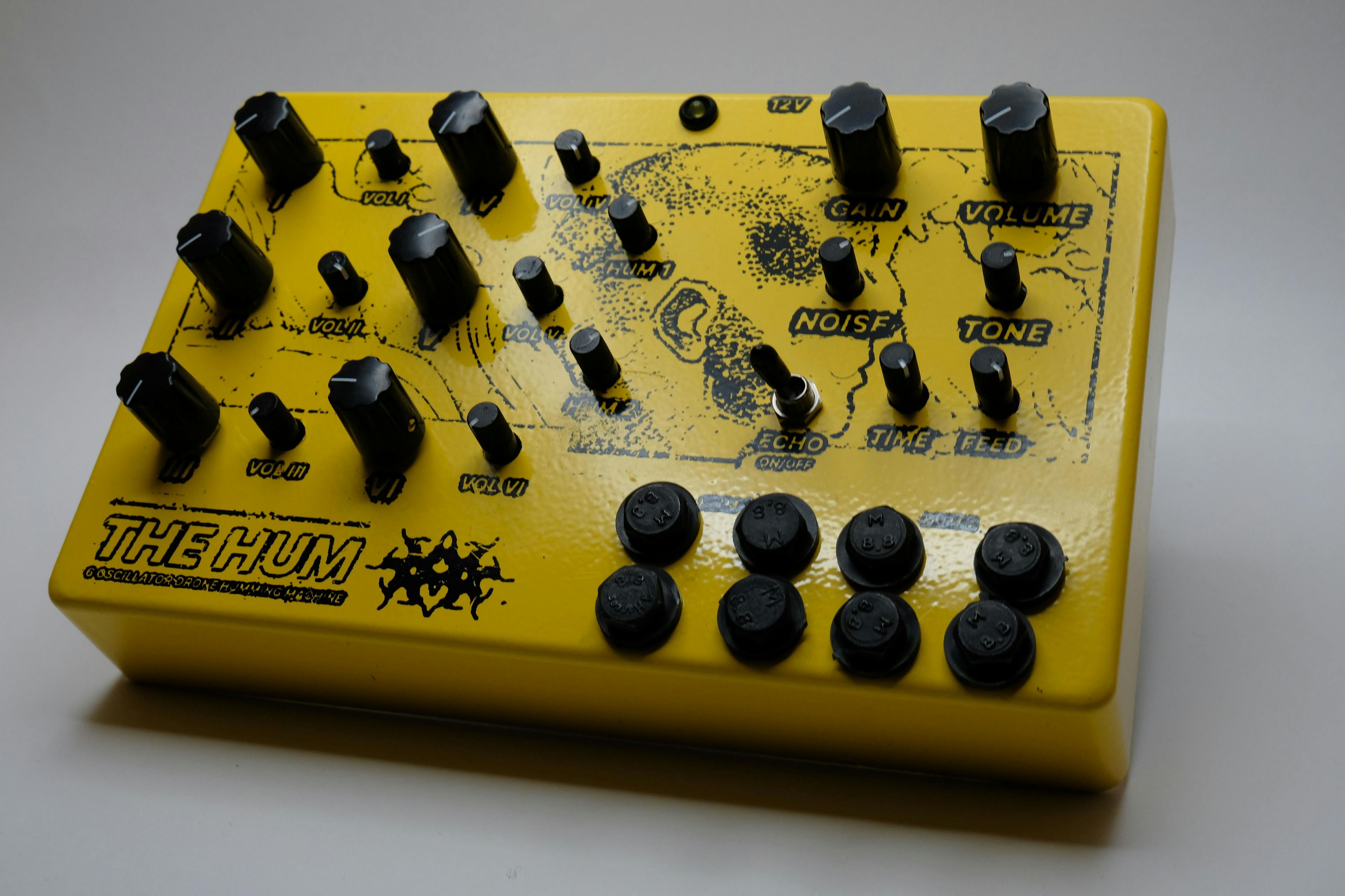 Cover image for Our friends at Colossus have just released The Hum, a 6-oscillator analog drone synthesizer with tone shaping, integrated delay and 4 sensitive touch bolts.